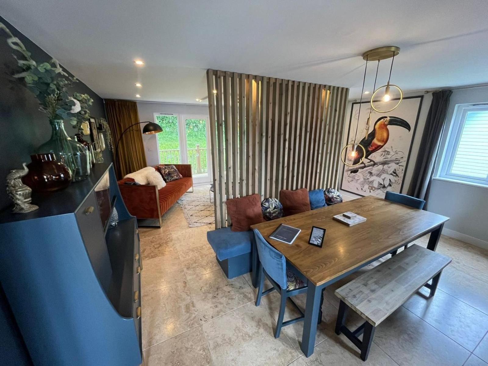 Luxurious 4 Bedroom New England Style - Trewhiddle V5 Holiday home