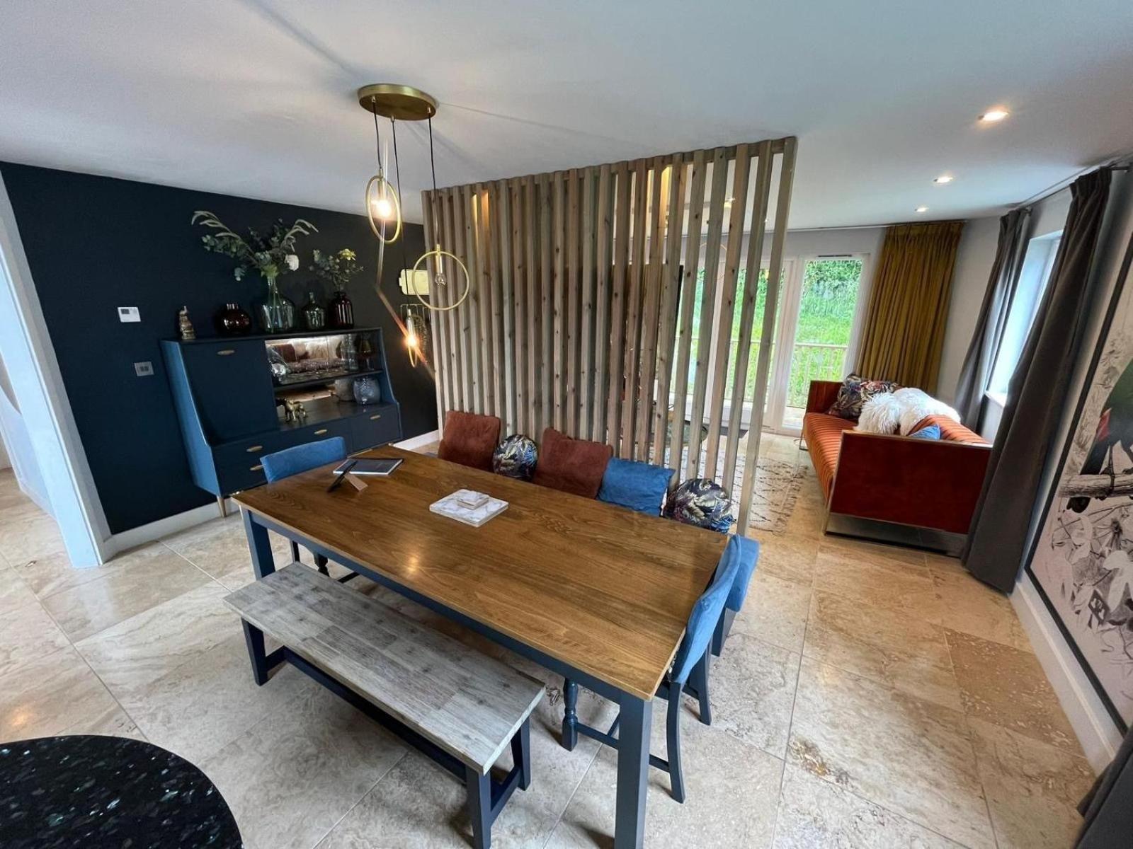 Luxurious 4 Bedroom New England Style - Trewhiddle V5 Holiday home
